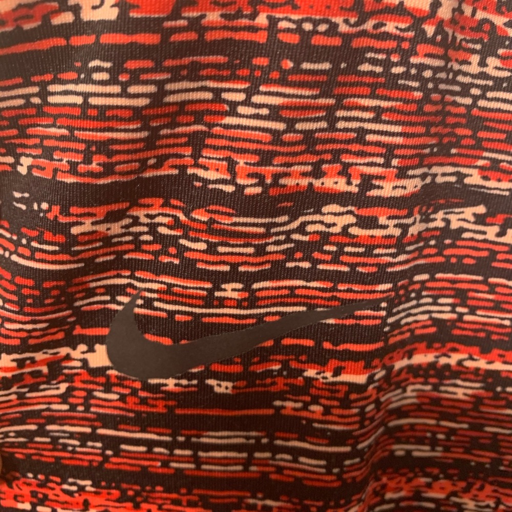 Nike Pro Women’s Top View 4
